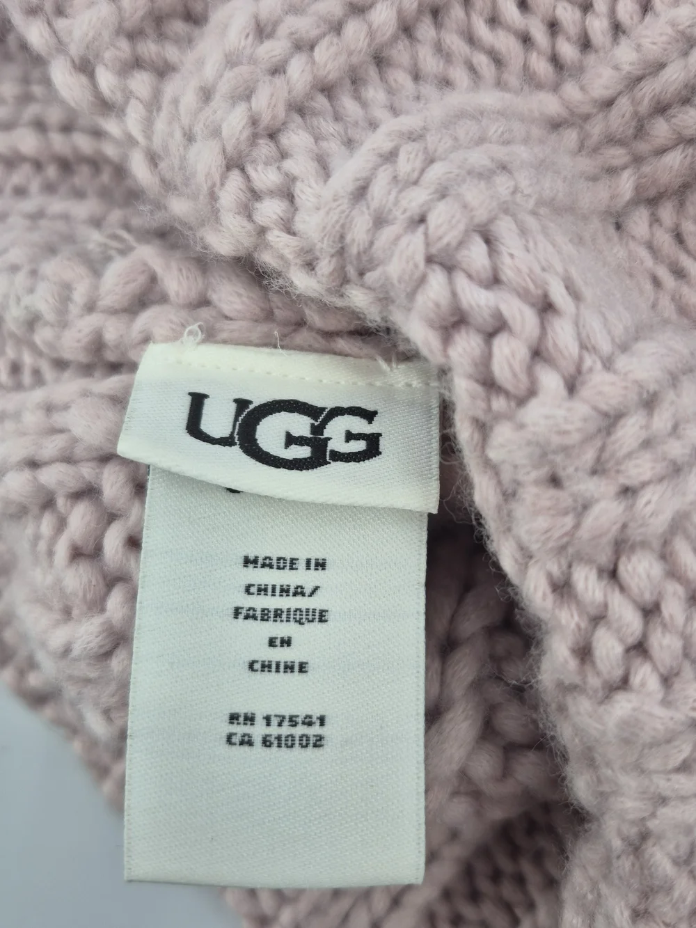 UGG hat cable